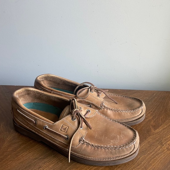 Sperry  Top Sider Classic Brown Leather Boat Shoes - Picture 3 of 10